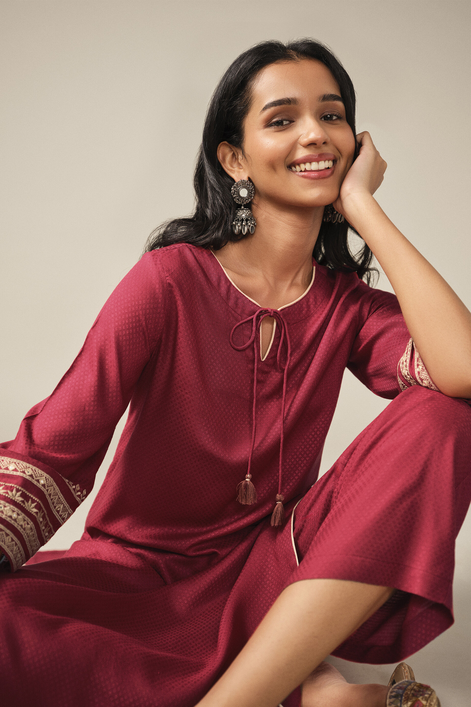 Embroidered Kurta Set in Red, Red, image 3